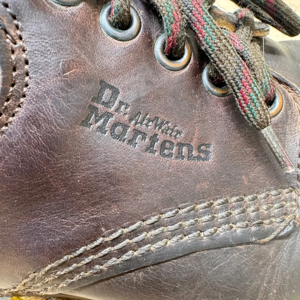 Dr. Martens 8053 Oxford Mens UK/9 Dark Brown England‎ Vintage Grunge Goth Lug
